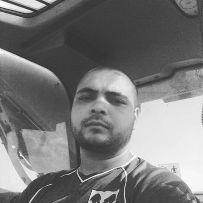 caraivanionut's profile picture. Simplu