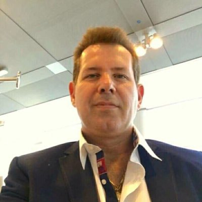 Account manager at binary options trading Forex trading📉