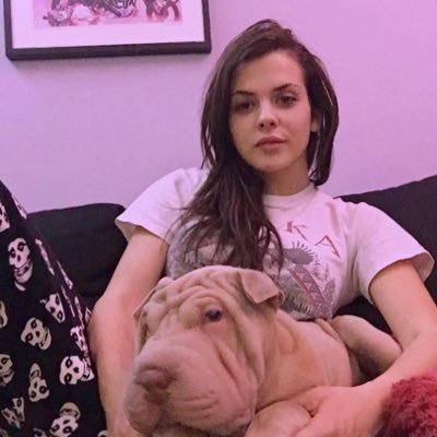 shelly10386590's profile picture. 