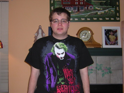 comic book guy , doctor who fan , into sci-fi and horror movies .