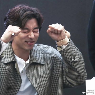 韓国垢 일까 本日でトッケビが終了して 最終回は泣いて泣いてって感じです ほんとに最後はパッピーエンドになれてよかったよ 最初から最後までコン ユ様はかっこよくて紳士で完璧でした 次のドラマも待ってます 幸せな時間をありがとう