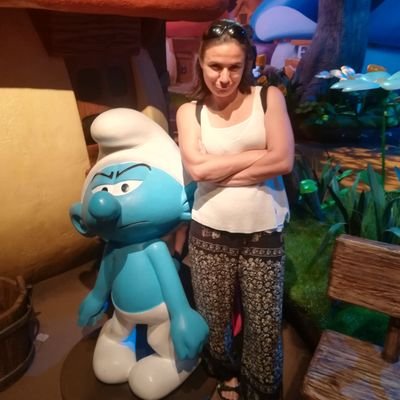 aribassols's profile picture. Fan de la gimnàstica i entrenadora del @GAPorqueres.Professora d'EF que prova d'educar malgrat tot. Mare d'en Biel, vull un país millor per ell: República