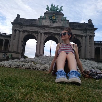 albaemejota1's profile picture. Maestra de Educación Infantil y psicomotricista. Las pequeñas cosas me hacen feliz. Amante del FC Barcelona y de la vida ✌️🦎