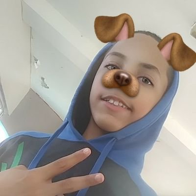 propr2332's profile picture. 