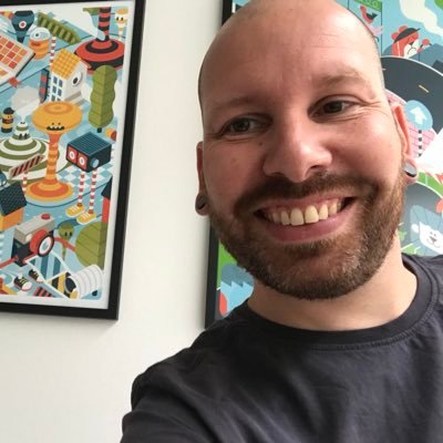 UI/UX Designer and front-end webdeveloper. Makes Arcade Artwork Reproductions at https://t.co/TeRbbPTK7V when not doing web work.