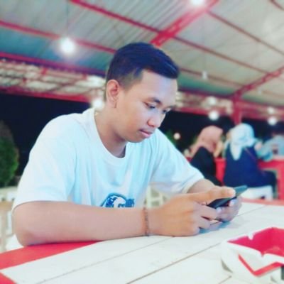 Electrical Engineering'15 FT-UI 🎓
⚽ Professional Futsal Player
🐯 Curva Nord Persija Jakarta
🏠 Bekasi, Indonesia