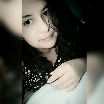 strellaperalta's profile picture. 