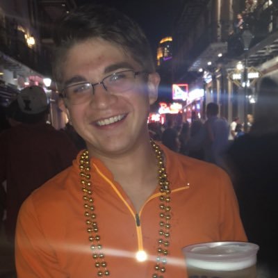 Ryanteehee28's profile picture. 