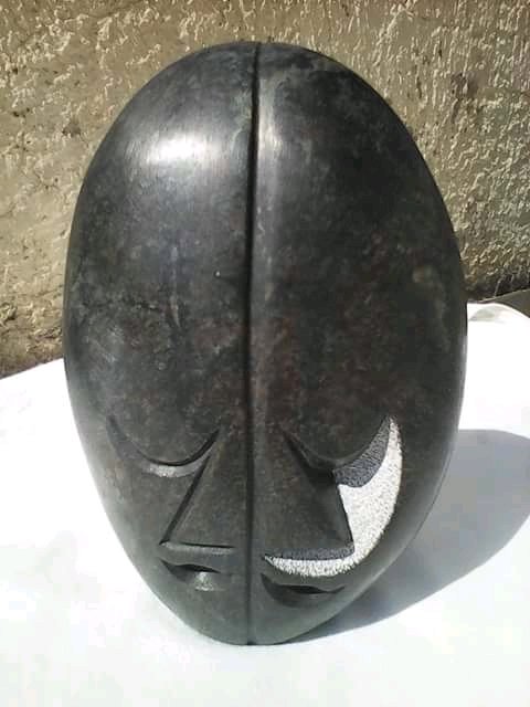 I am the african artist ,i do the african abstract creation,African stone sculptures,Batiks & Crafts. email chijirie@gmail.com