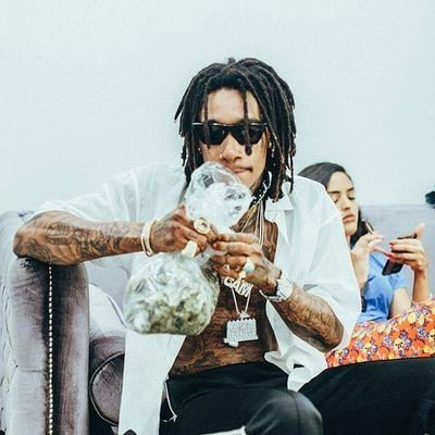 Highest quality Medical marijuana.
We are real grower and our pictures are real we don’t need to pull our pictures off the internet like most ads.
You owe it to
