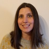 Sara Hills (@sarahillswrites) 's Twitter Profile
