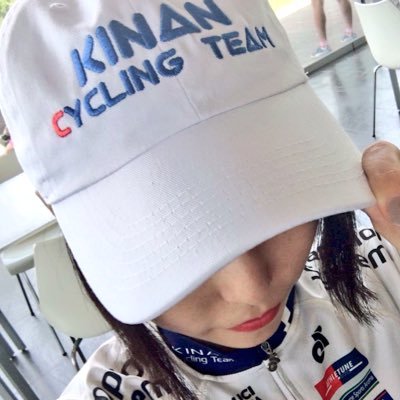 角(かど)です。RR選手のファンアートを描いたり、作ったり(は今してない)。KINAN Cycling Teamを応援しています。現地観戦はお休み中。