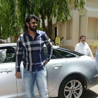 ganesh_varma_10's profile picture. 