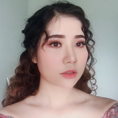 dthhanh260496's profile picture. Fb: Hạnh Đặng. 🤗🤗🤗🤗🤗🤗🤗IG: danghonghanhh. 💍💄💋👠👗👘🎒