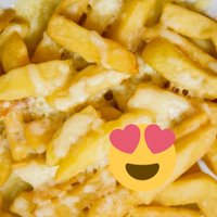 The Cheesy Chip Review (@cheesyreview) Twitter profile photo