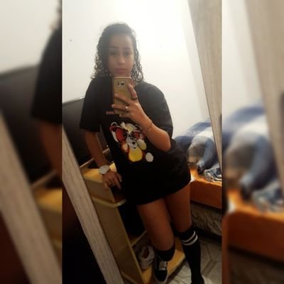 TellezBruna's profile picture. ...