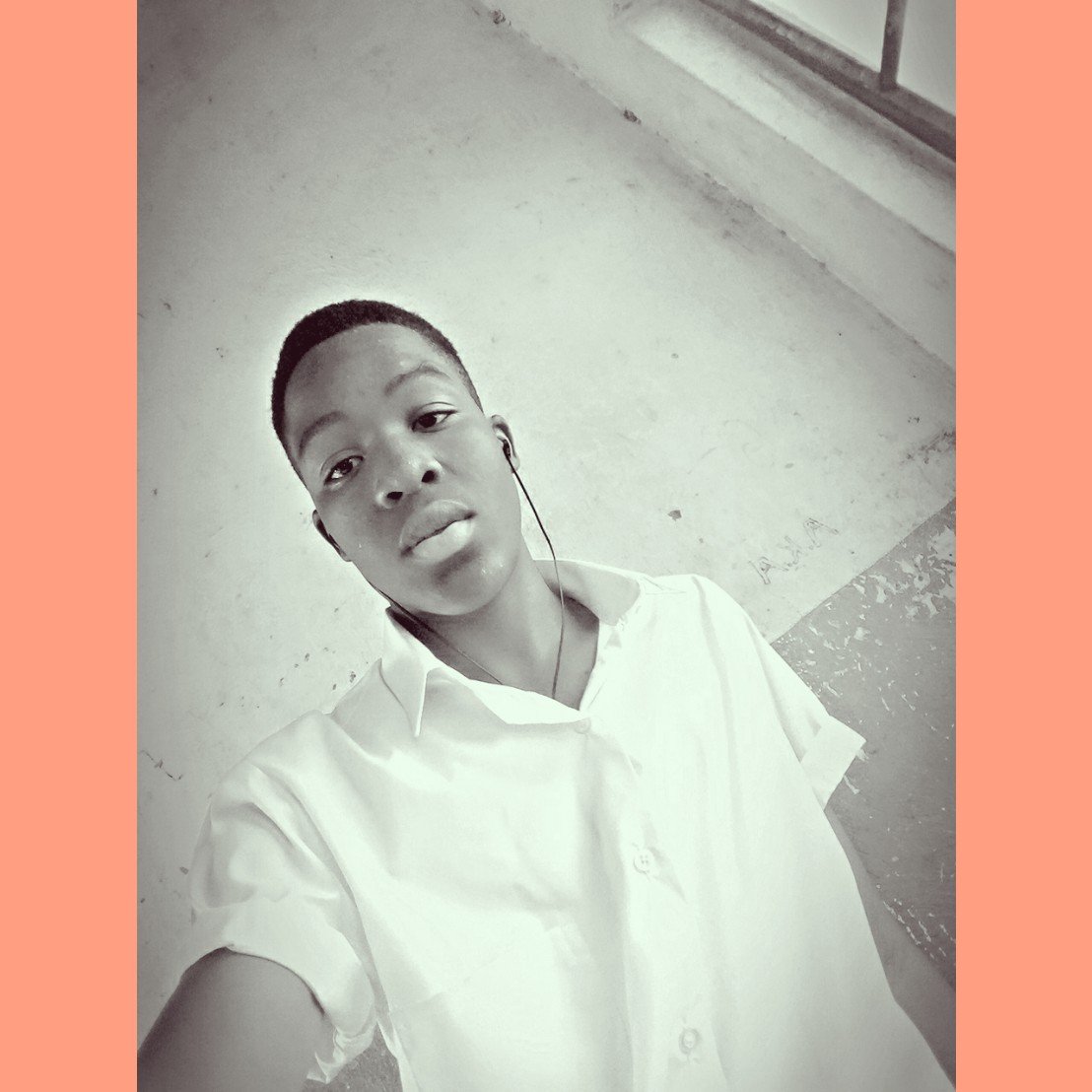 Local & International
Rapper; Songwriter
Connect Via:Email
louisdeekid7@gmail.Com