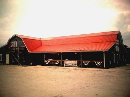 Eat_At_Ruckels's profile picture. Inspired by the everyday family cooking that we grew up with, you’ll feel at home while savoring a great meal in our casual and relaxed dining room.