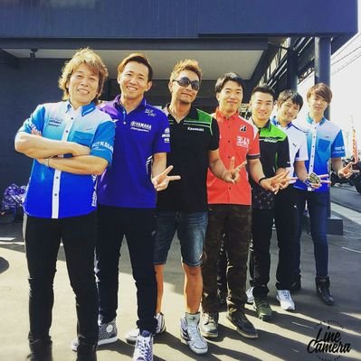 モチドラ 本日 モンスターロッシ 発売記念のイベントに 名古屋駅 へ行ってきたよ モンスターロッシ 無料配布 Vr体験 サーキット を走る 中須賀 さんの視界 が分かった モンスター駅ジャック モンスターエナジー Yamaha T Co モチドラ 本日 モンスターロッシ 発売記念のイベントに 名古屋駅 へ行ってきたよ モンスターロッシ 無料配布 Vr体験 サーキット を走る 中須賀 さんの視界 が分かった モンスター駅ジャック モンスターエナジー Yamaha T Co