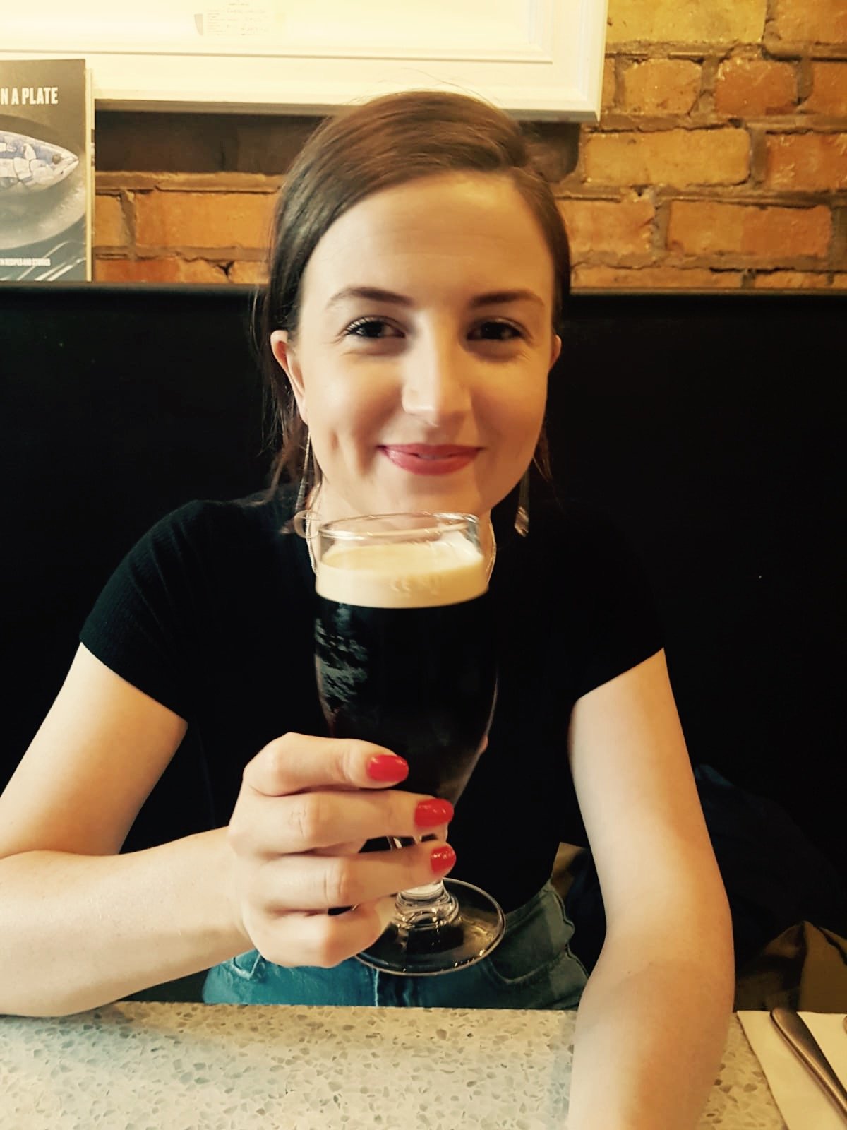 AlanaMellon's profile picture. 