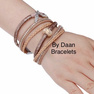 Welkom op de pagina van By Daan Bracelets. Alle prijzen zijn exclusief verzendkosten.Wij zijn ook te vinden op Facebook en Instagram.