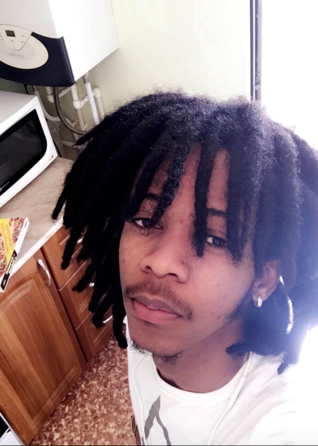 Genyde1's profile picture. Wisdom is power