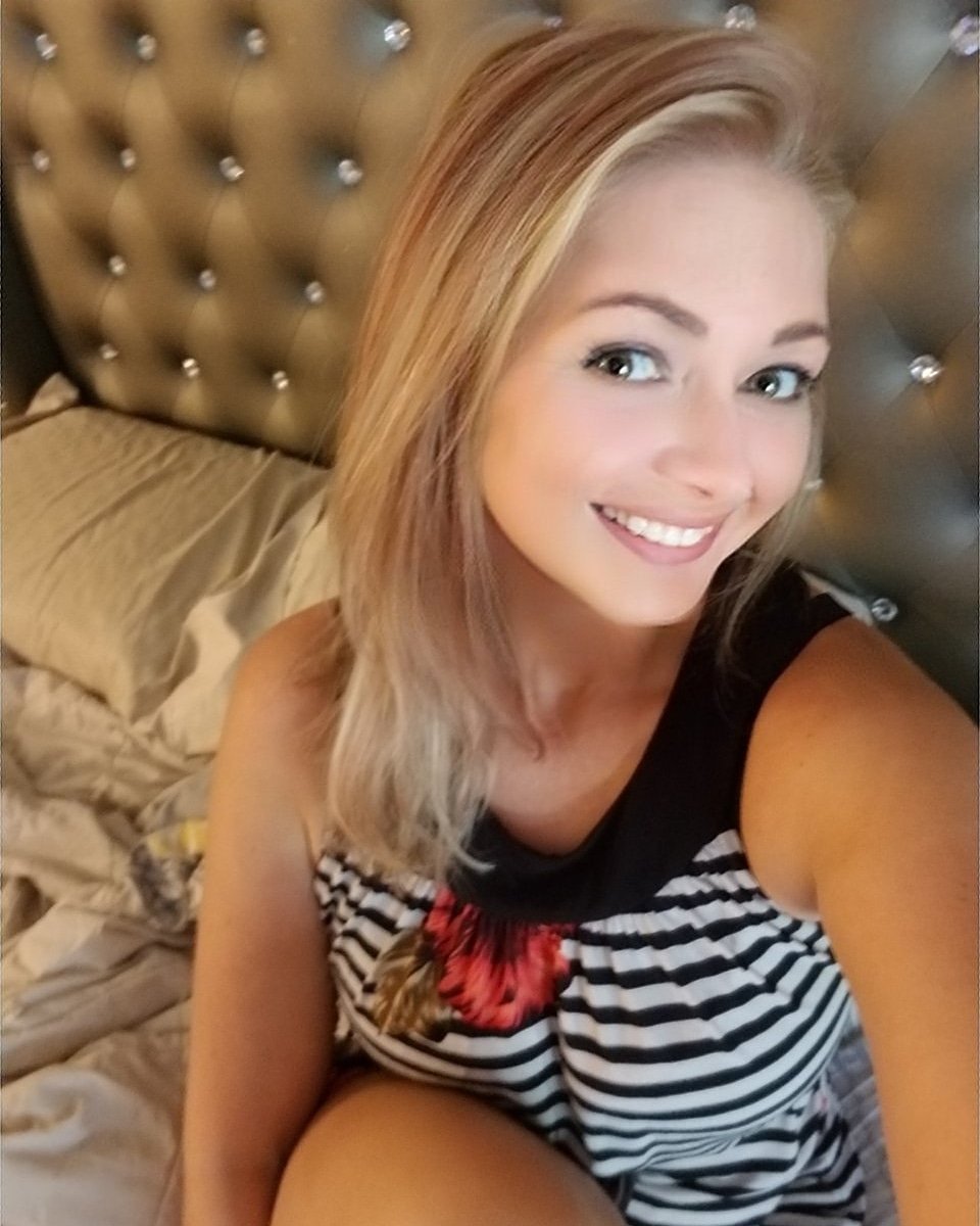 ebug1988's profile picture. cod gamer chick, nickname ebug1988, You Make The Show, Dont Let it Make YOU!