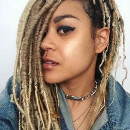 Writer who writes things like this bio and also beauty things @thecut.
📩: erica.smith@nymag.com