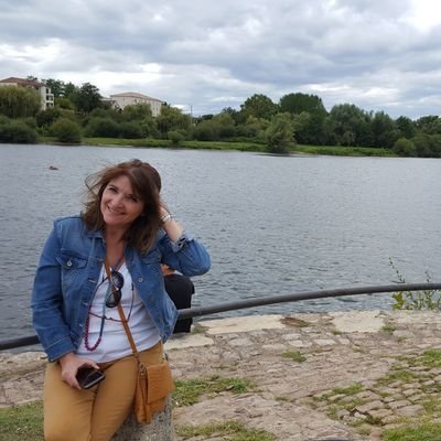 AuxiG's profile picture. Aquellos que pueden hacernos creer cosas absurdas, son capaces de hacernos cometer atrocidades. Voltaire