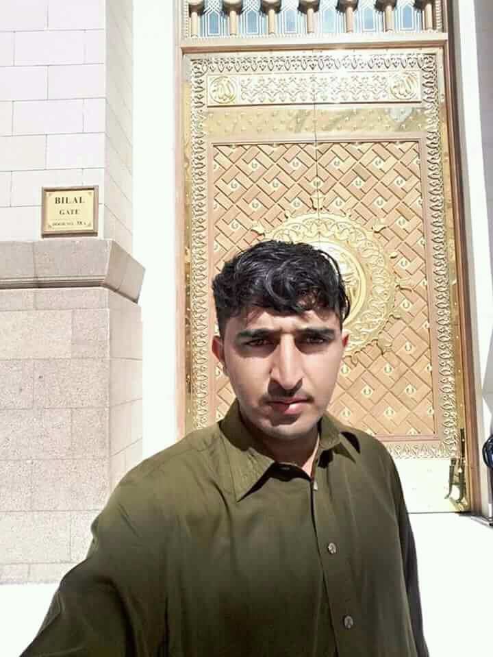I'm boy from Pakistan and my name Mudasser ok my age 26 I'm job Saudi arabia I'm Muslim