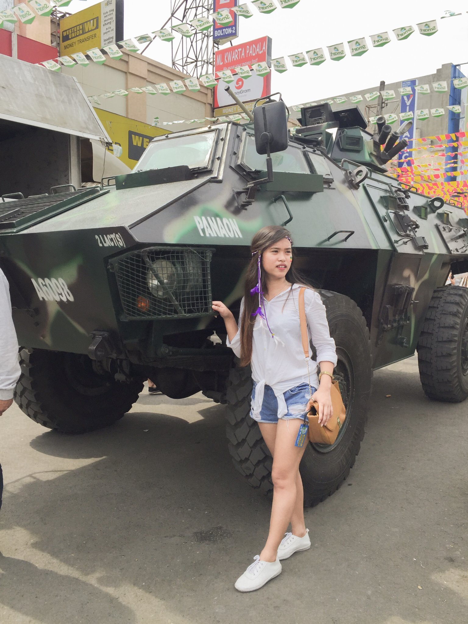 kateazibus's profile picture. Absoprettylutely 🌻
      🔬💉
•InstgrmAccnt: kateazibus