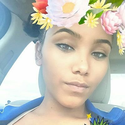 |Loving| |caring| |positive|
20 😈 makell Jr 😘 future Doctor 😉😇