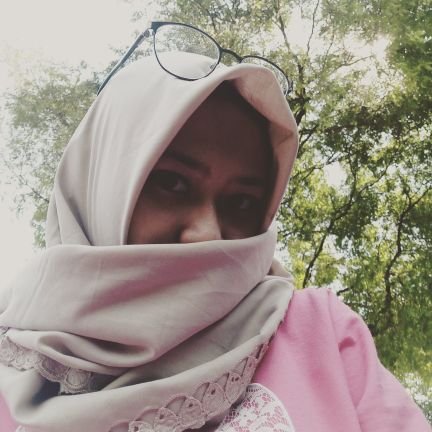 BORN TO BE AWESOME NOT PERFECT

📷 IG : devi_ariyantiii
📲 line : ID (dearyanti_20)