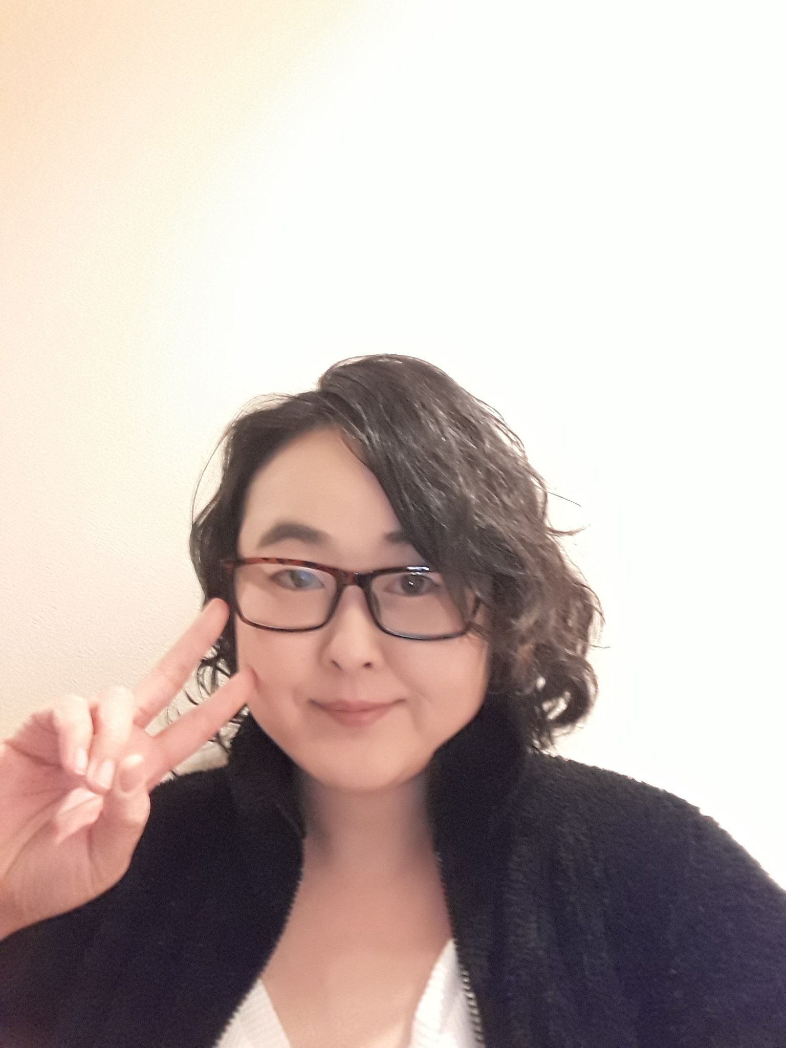 BalloonCherries's profile picture. 2008年→職場の飾り付けのため、サイトや本を見て、独学でバルーンアートを始め、2017年→『バルーンアーティストCherries☆』として活動始めました꙳★*
19歳と中2のママです。キャラ弁や手芸…声マネ(自信はないけど…)とかもできます꙳2001年からBaby Booが大好きで、ファン歴24年です✩よろしく✩