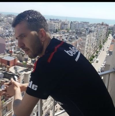 diğer hesabım askıdan alınana kadar bu hesaptan devam 👊
Siyah Beyaz forman bize bir ömür yeter 🏴🏳