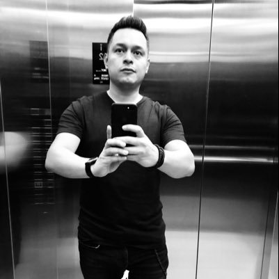 MoxMoro's profile picture. 