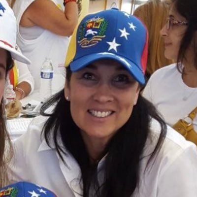 Venezolana, madre de dos hijos. Residenciada en USA, republicana 100%