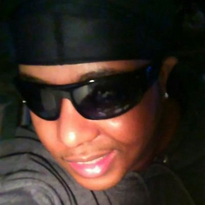 ReallyR2urn's profile picture. Sphinx-like