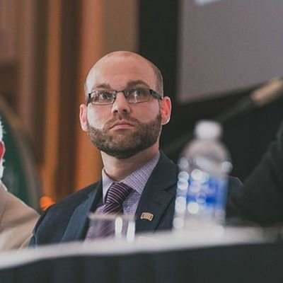 Assistant Professor @LoyolaSES studying energy/environmental policy | Faculty Affiliate @fordschool | Senior Research Fellow @gLAWcal | Alum @VCUWilderSchool