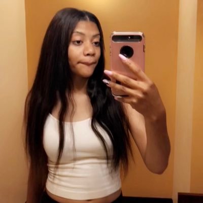 paintme_joijoi's profile picture. Black and Italian 😍🇮🇹