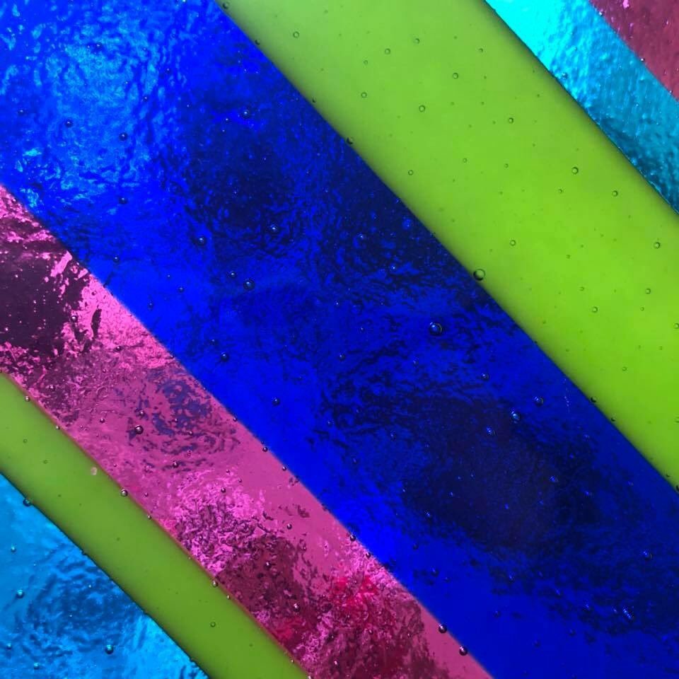At The Glass and Art Studio we create handmade fused glass and run a range of glass and art courses. Pieces include splashbacks, wall art and jewellery.