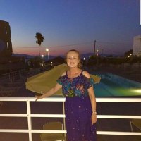 Emma Peavoy (@emsibzz) 's Twitter Profile