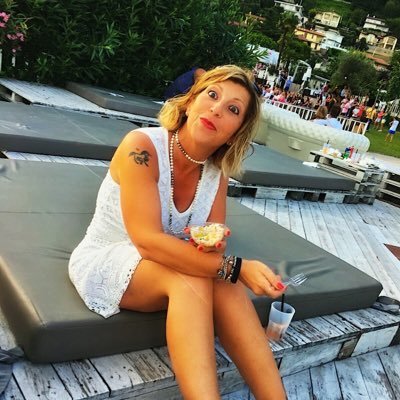 Monica92788987's profile picture. 