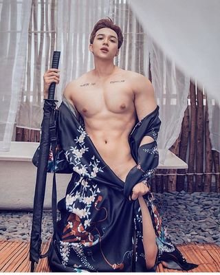 A.S.M ( ASIAN SHIRTLESS MEN)