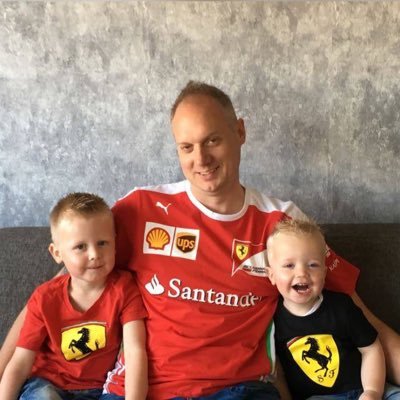 GJvD4's profile picture. ❤️ Marieke 👨‍👩‍👦‍👦 Ties & Nout 🏀 Dunklife 🏂 Lord of the boards 🤙🏼 essere Ferrari 🏎