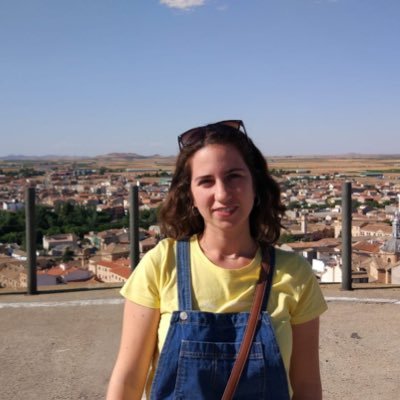 sandrarr93's profile picture. Traductora e intérprete EN/FR-ES. Máster en Profesorado. Profesora de idiomas. Amante de la gimnasia rítmica.