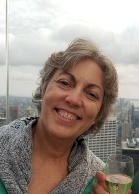 Twinzin00's profile picture. Bay area native | high tech marketer @vmware | wine lover 🍷| mom of twins|♊