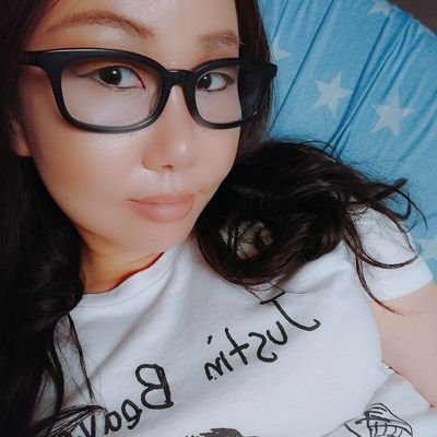 slowflow4ever's profile picture. メイク💄R&Bが好き！