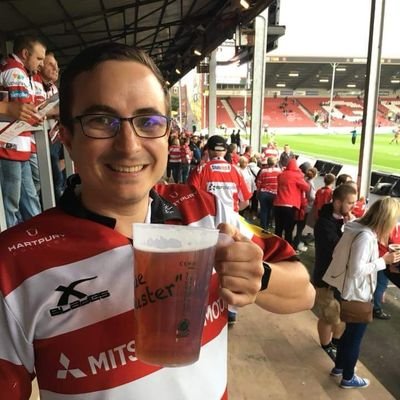 massive Gloucester rugby fan, All Grain Brewer and graphic designer