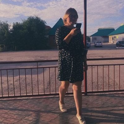 elizaveta_off's profile picture. 